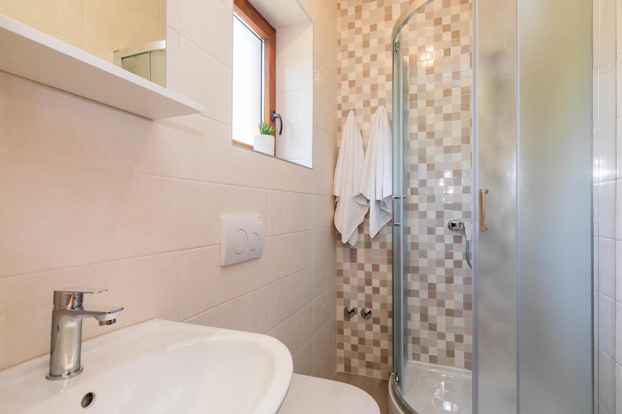 Apartmani Pina 克尔克 外观 照片