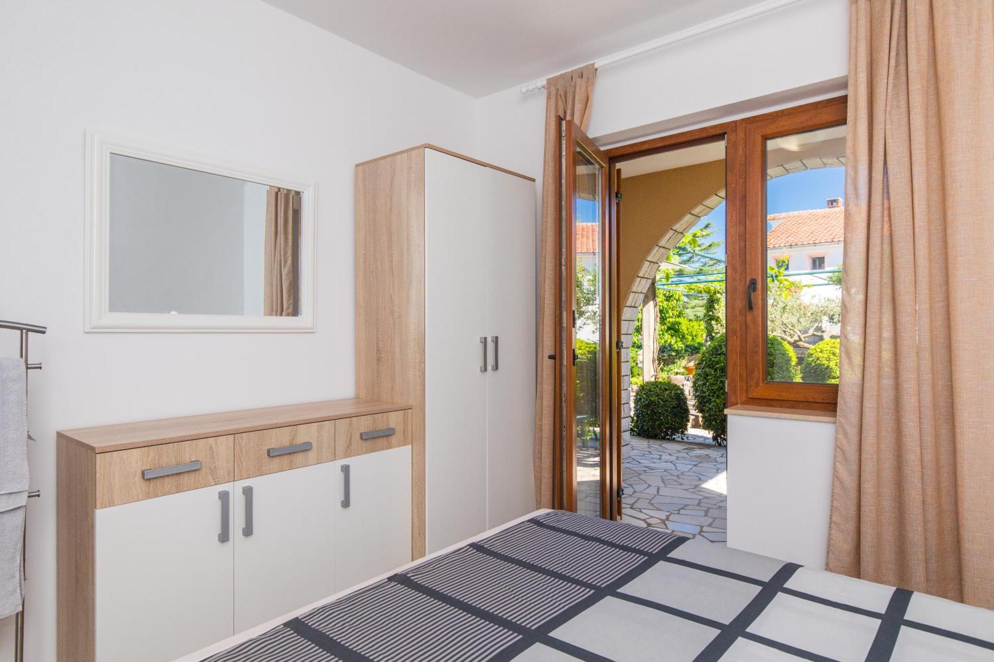 Apartmani Pina 克尔克 外观 照片